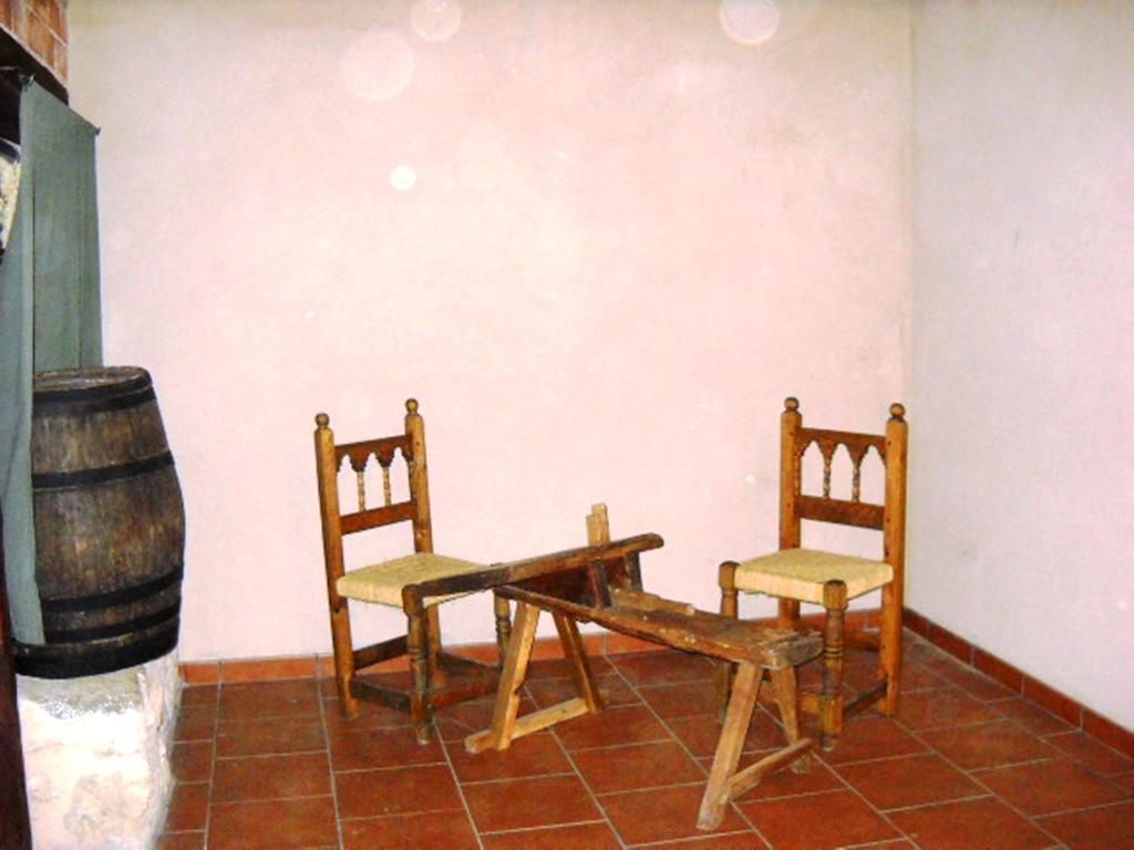 Casestonet Forcall Room photo