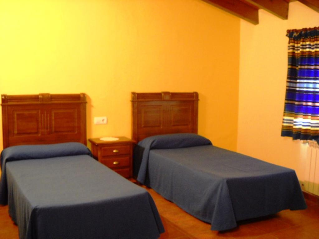 Casestonet Forcall Room photo