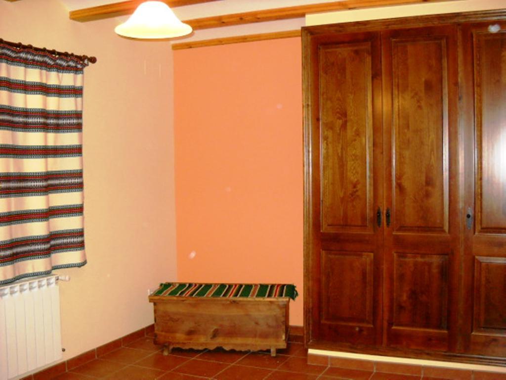 Casestonet Forcall Room photo