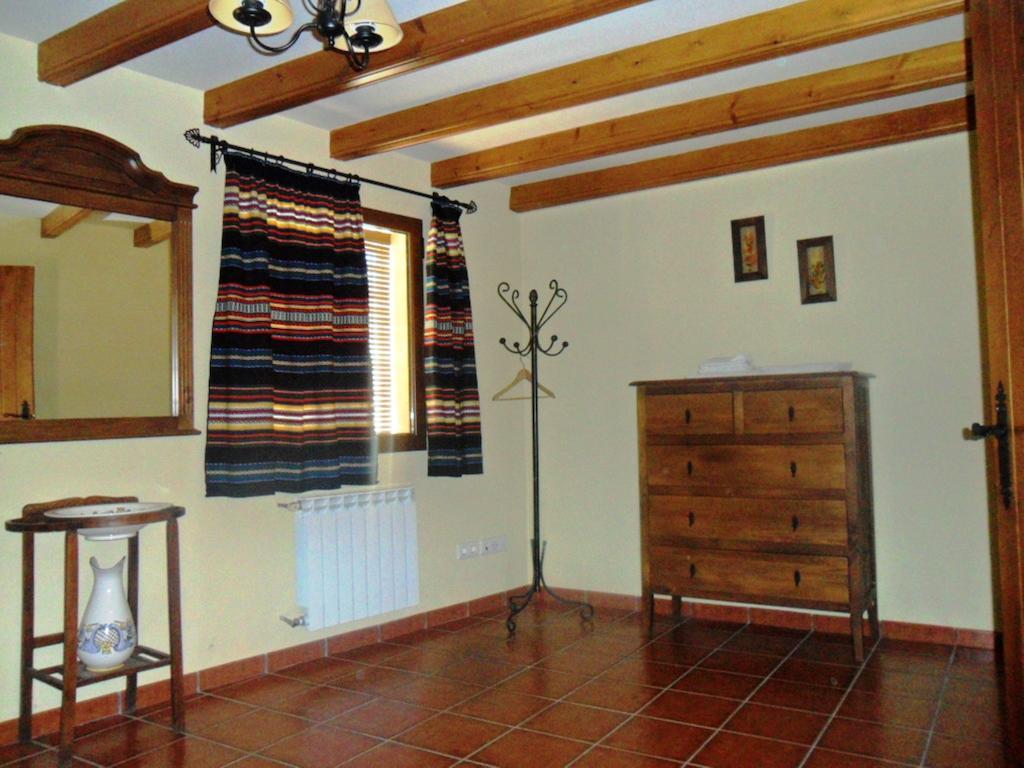 Casestonet Forcall Room photo